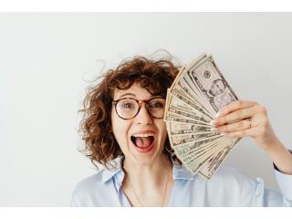 Make Extra Cash for Christmas with a 2-Hour Workday on Social Media!